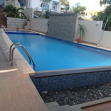 Luxor Appartement Flic en Flac Exterior foto