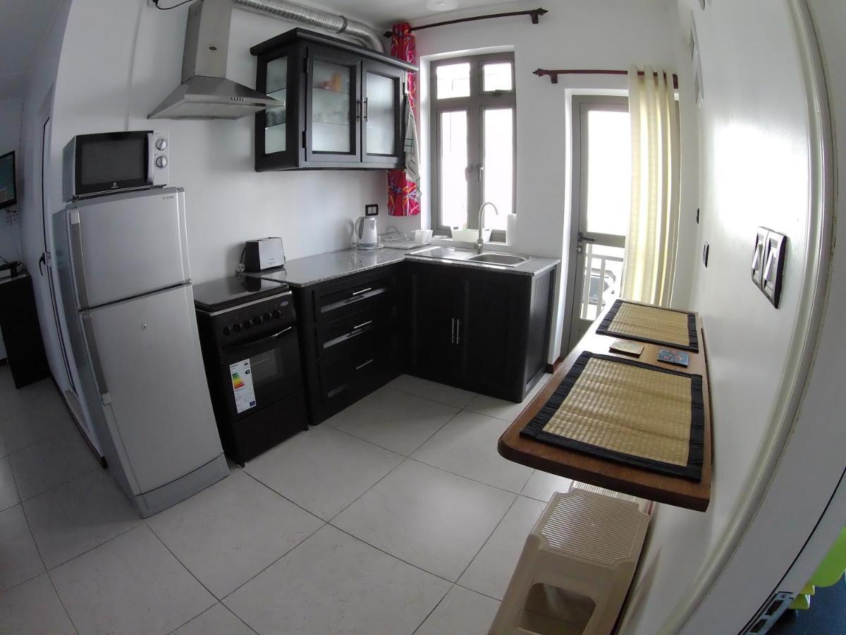 Luxor Appartement Flic en Flac Exterior foto