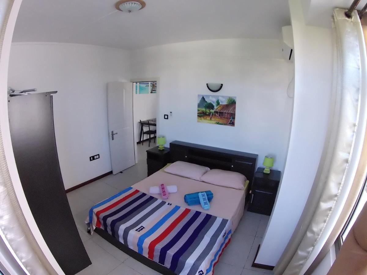 Luxor Appartement Flic en Flac Exterior foto