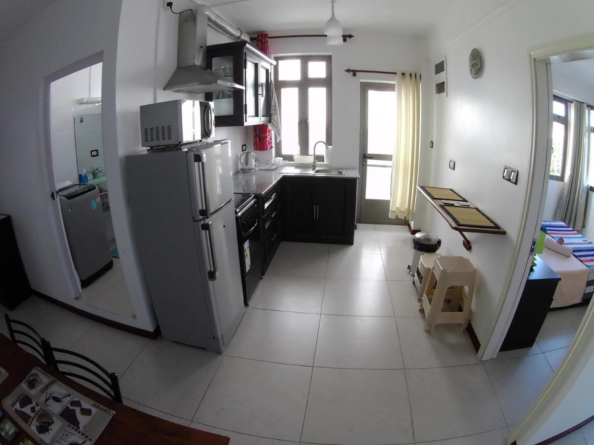 Luxor Appartement Flic en Flac Exterior foto