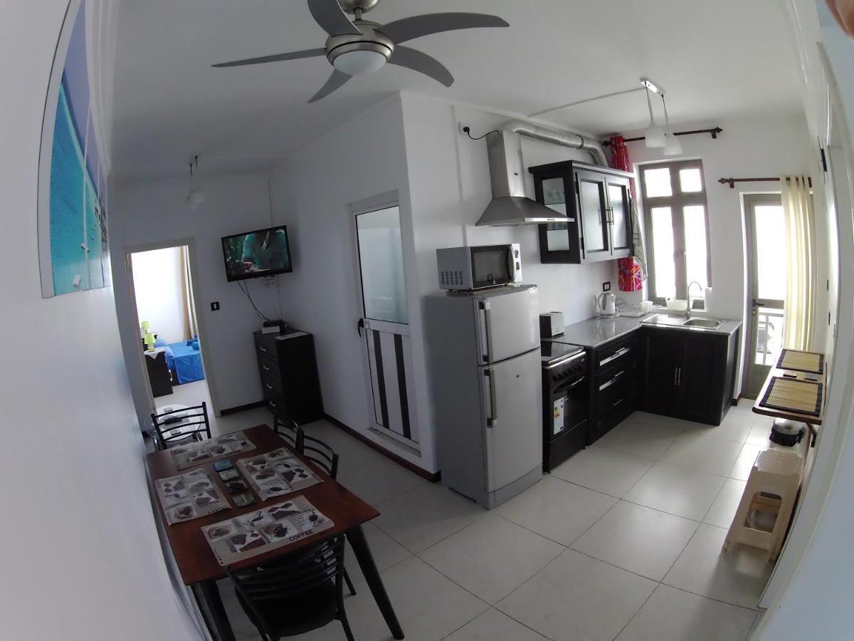Luxor Appartement Flic en Flac Exterior foto
